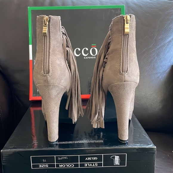 Bucco Gelsey Booties Size 7.5 - Picture 3 of 6